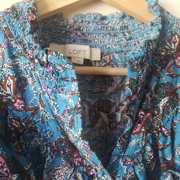 Ann Taylor LOFT Size L Floral Long Sleeve Blouse - Picture 3 of 12